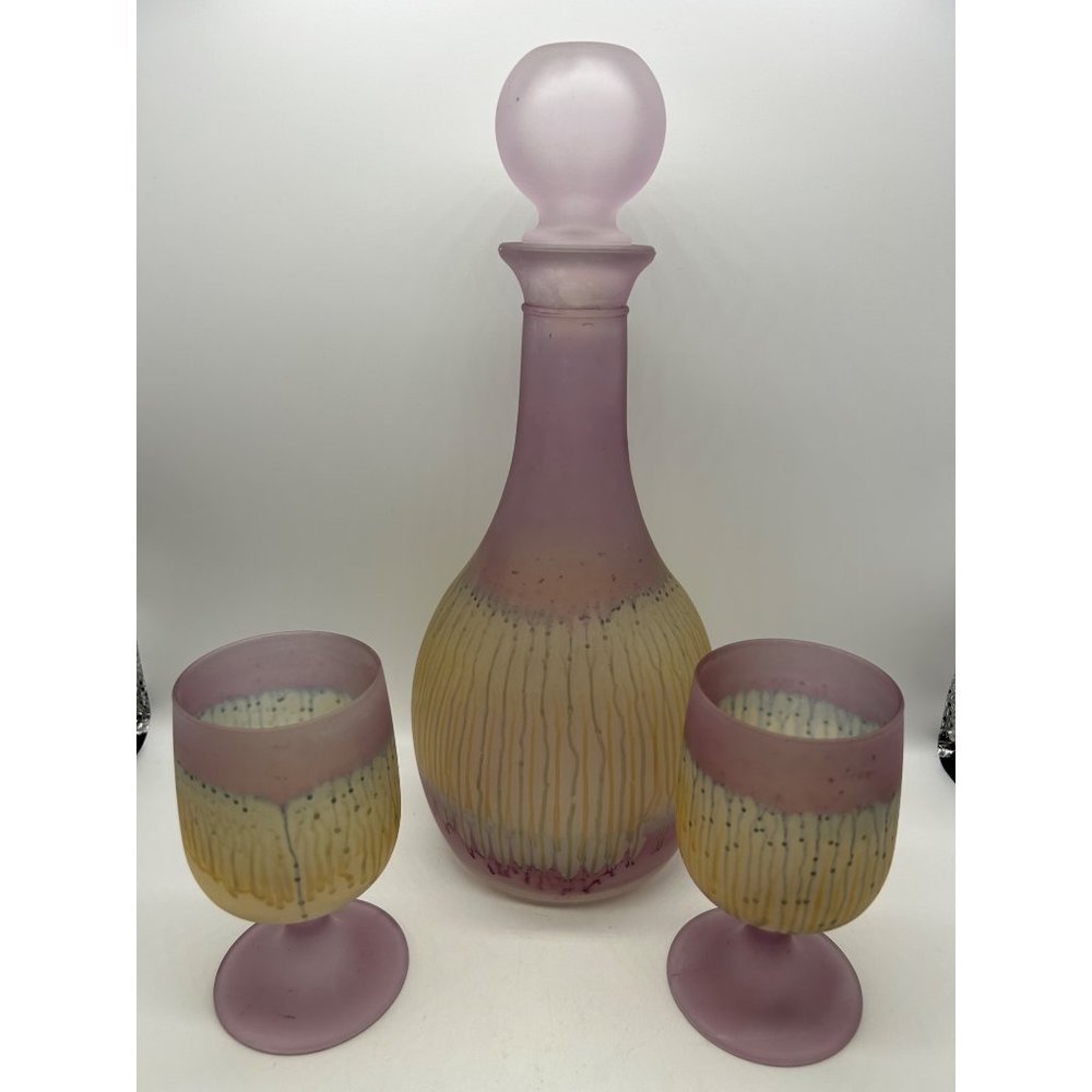 Rueven Art Glass Frosted Decanter with 2 glasses Barware Pastel Drip